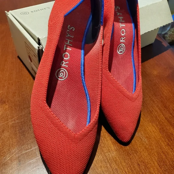 Rothys Red Point Flats size 8 EUC - Picture 8 of 11